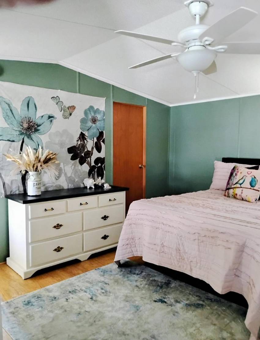 80 Los Palms a Auburndale, FL Mobile or Manufactured Home for Sale